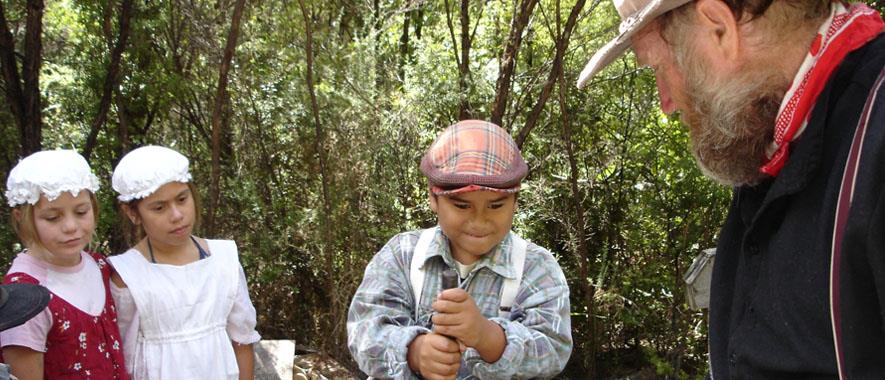 Children at Arataki bush camp.