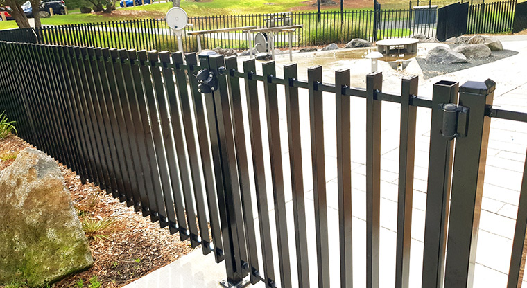 Craigavon Park – Playground gate.