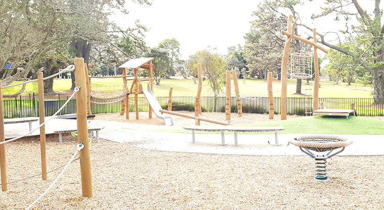 Craigavon Park – Playground. Photo credit: J Grigg.
