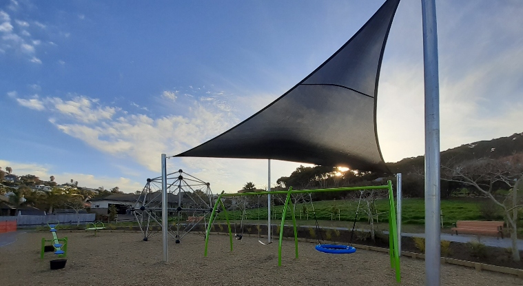Ferry Road / Hawaiian Parade junction - Shadesail over the playground.