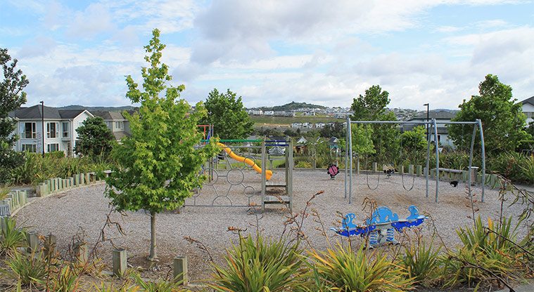 Major Henry Greens - Playground with climbing equipment, slide, seesaw, rocker toys and a swing set. Photo credit: M Loubser.