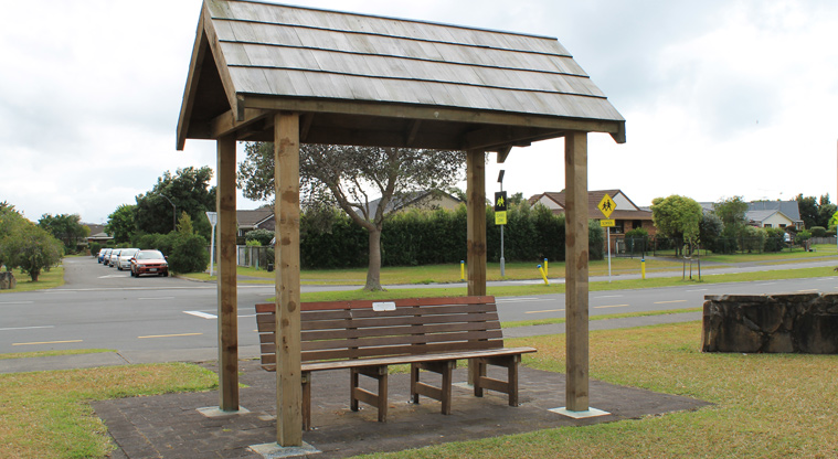Maygrove Park – A bench commemorating the 50th anniversary of V.E. Day by Maygrove Residents Association. Photo credit: M Loubser.