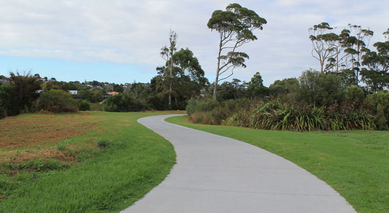 Metro Park East - Walkway through the park. Photo credit: M Loubser.