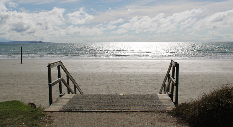 Moana Reserve - Stairs leading down towards the beach. Photo credit: M Loubser.