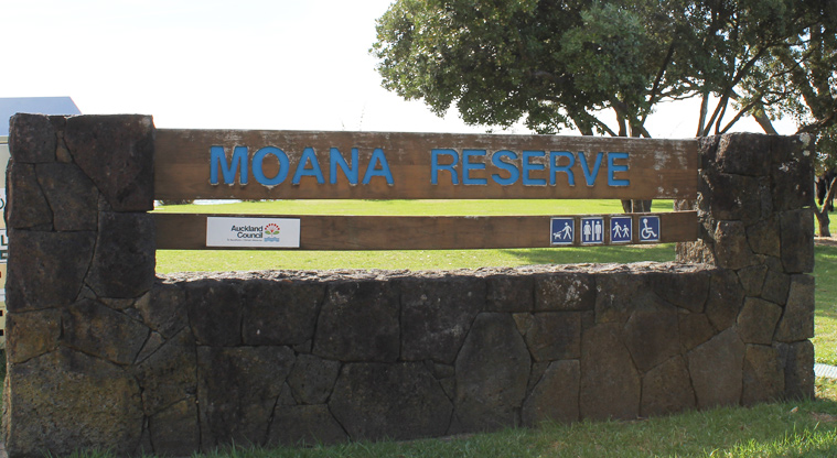 Moana Reserve - Entrance to the reserve. Photo credit: M Loubser.