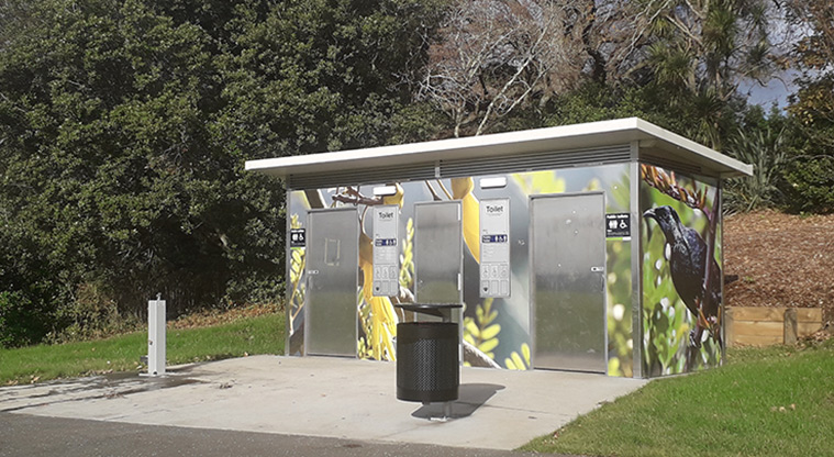 Mt Wellington War Memorial Reserve - Accessible toilets.