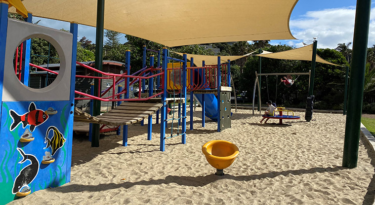 Palm Beach Reserve - Playground with climbing, spinning and swinging equipment, sand play and more. Photo credit: T Hodder.