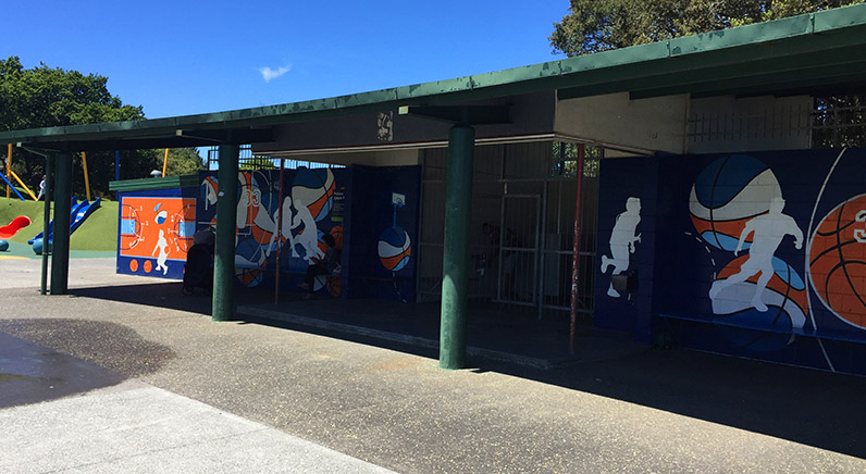 Potters Park – The accessible toilets and changing rooms next to the playground and splash pad.