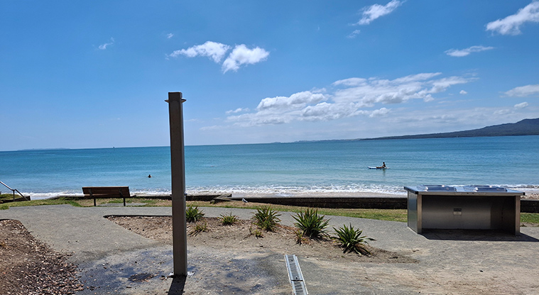 Takapuna Beach Reserve - Beach shower and barbecue on the edge of the beach.