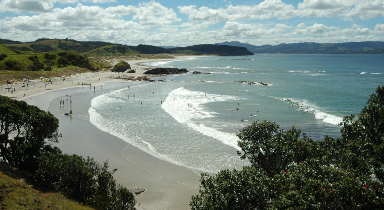 Tāwharanui Regional Park - View of Anchor Bay from Flat Rock looking west.