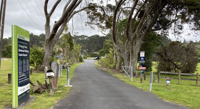 Te Rangi Hiroa – Entrance from Glen Road.