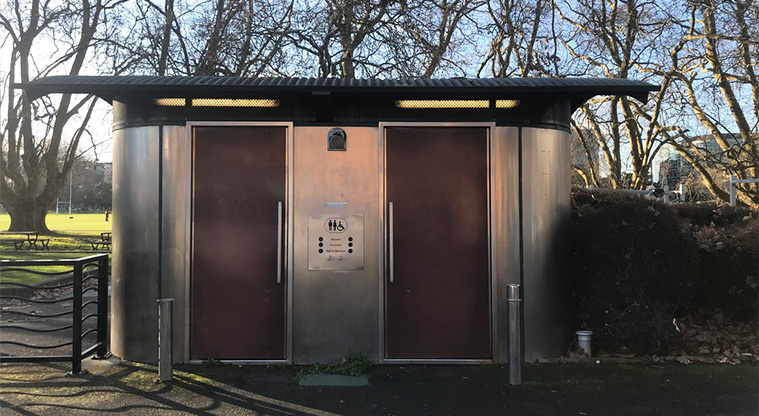 Victoria Park - Toilet next to the playground.