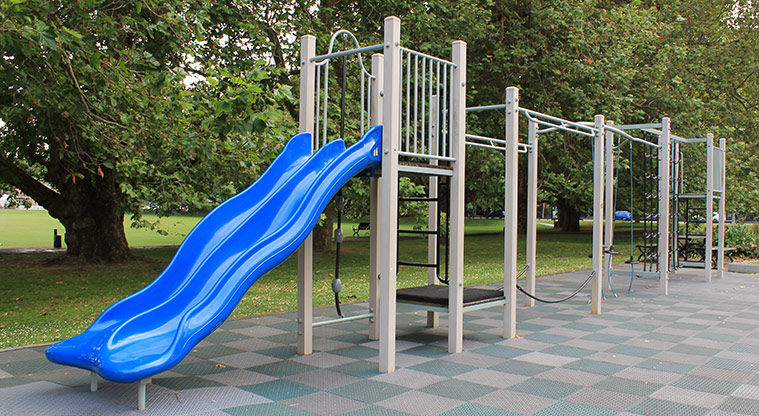 Victoria Park - Double slide with climbing and swinging equipment. Photo credit: M Loubser.