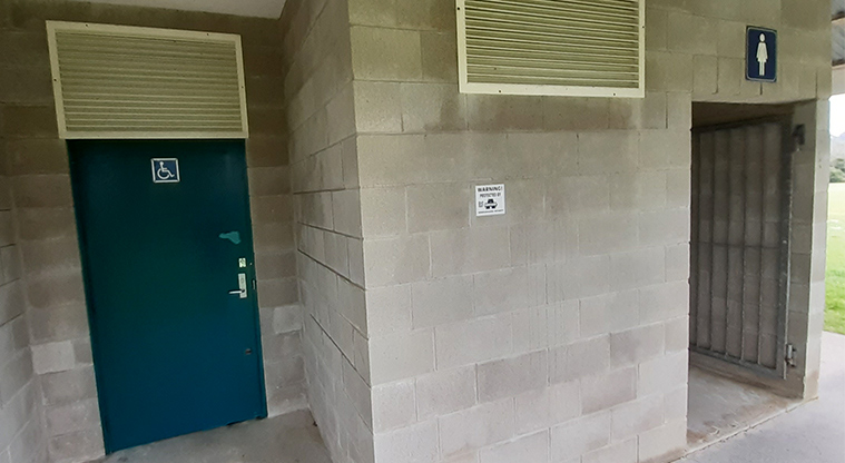 Wainoni Park North - Toilet block.