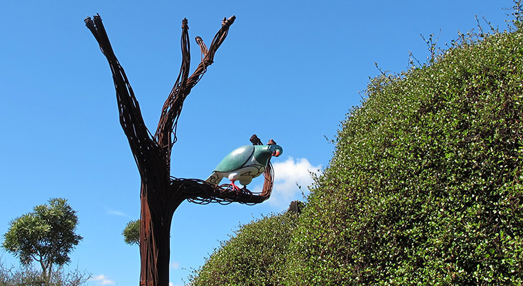 Botanic Gardens West Sculpture Path - James Wright, The Boy, Kauri and Kererū (2016)