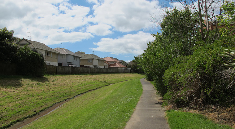 Cascades Path - Nearing end of path at Meadowlands.