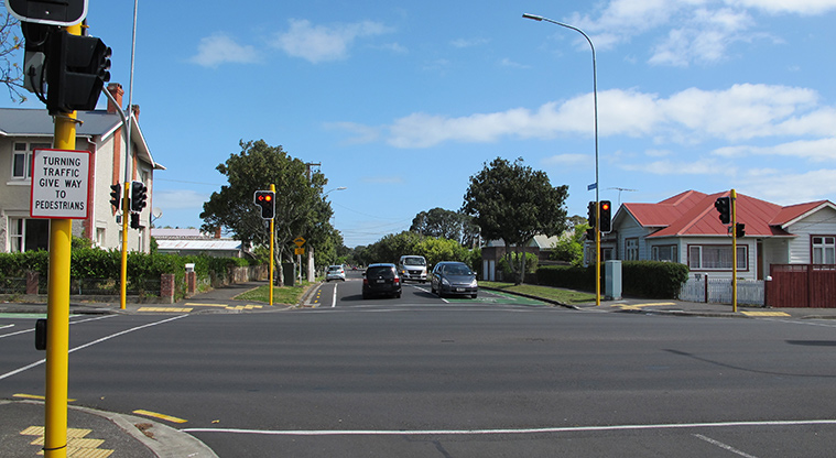Dominion Road Loop Path - Cross at the signals across Balmoral Road which can be very busy.