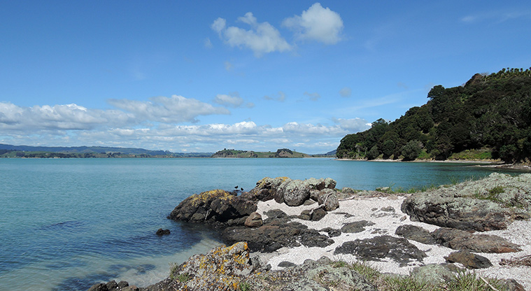 Duder Duck Bay Path - Some coastal walking required.