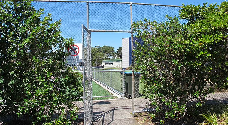 Gittos Domain Path - Path entry through Blockhouse Bay School.