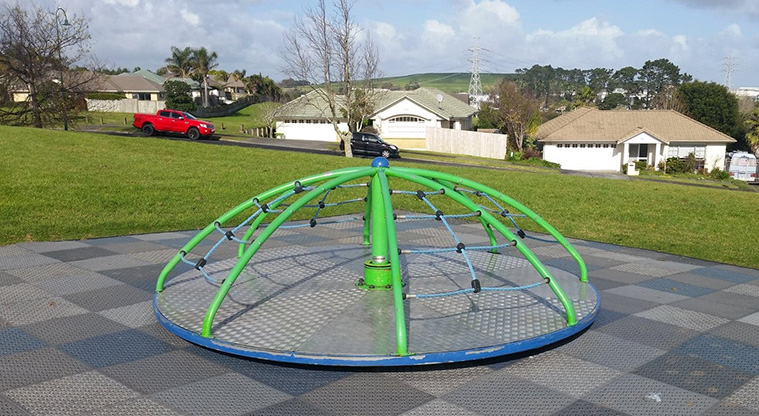 Golflands Loop Path - Playground at Frank Nobilo Reserve.