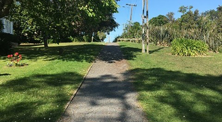 Te Ara o Tiriwa / Green Bay Path - Link to Taunton Terrace.