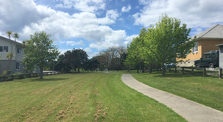 Gulf Harbour Path – Continue through the reserve.