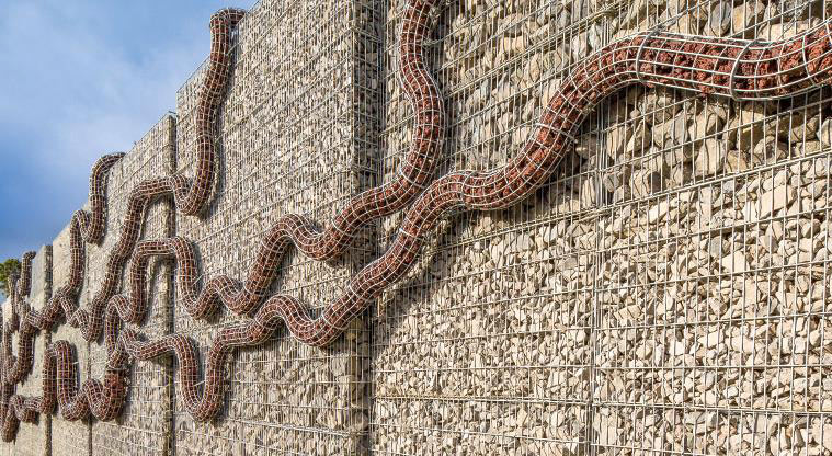 Hobsonville Point Path - Estuarine 2015, Louise Purvis Commissioned by the Hobsonville Land Company Photo credit: Patrick Reynolds.