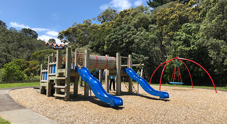 Lynfield Cove Path - Kid’s playground