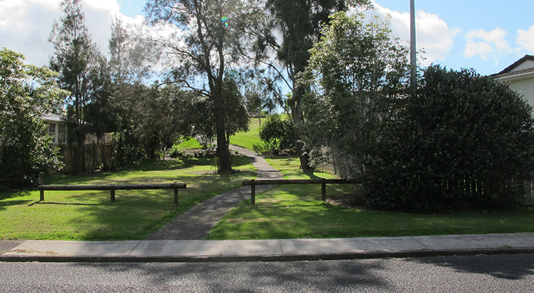 Manutewhau Path - Access to Flaunty Reserve