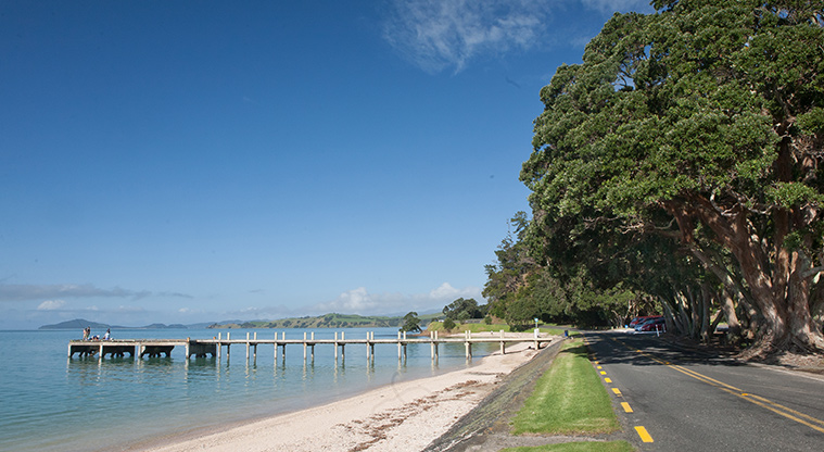 Maraetai Beach Path - Magazine Bay jetty