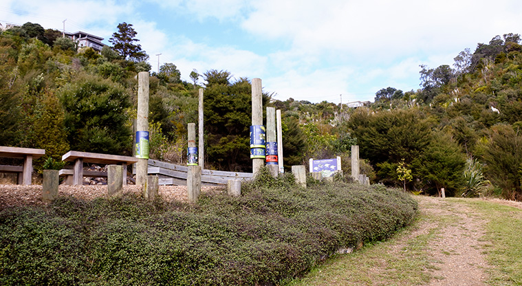 McKenzie Reserve Path - The Friends of McKenzie Reserve have set up an information hub that shows off the work that goes on here. Turn left.