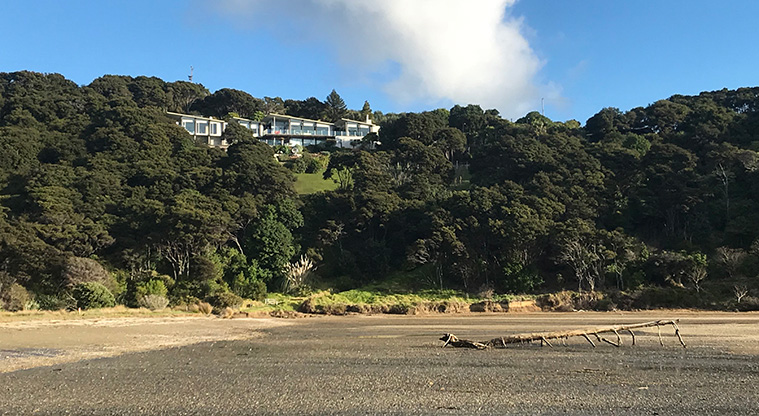 Okoka Beach Path - This bay is great for roaming around at low tide.