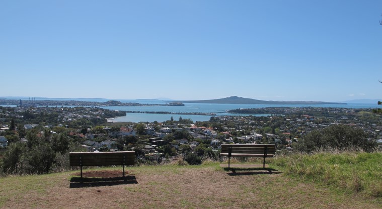 Ōhinerau / Mt Hobson Path - Breath taking views over the Waitematā Harbour and Tikapa Moana / Moana-nui-o-toi / Hauraki Gulf.