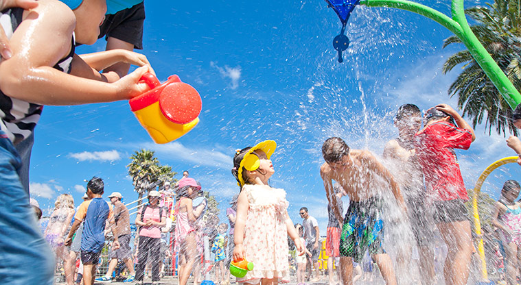 Potters Park Path - Bring the kids togs – they will want to get wet at the splash pad