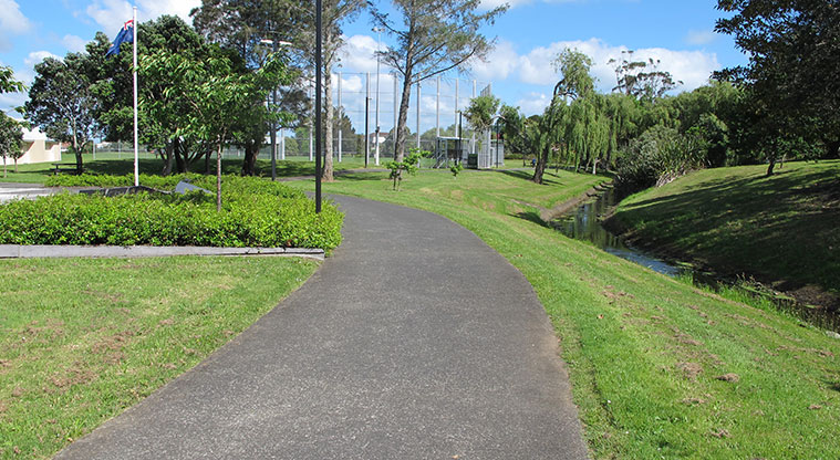 Puketāpapa Path - Mt Roskill War Memorial Path.
