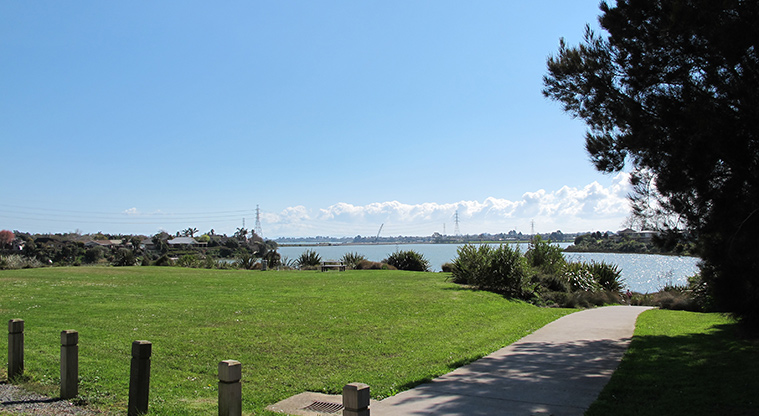 Pāhurehure Esplanade Path – Picnic and grass area at end of Wharf Street.