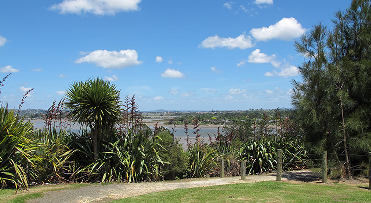 Sanders Dog Lovers Path