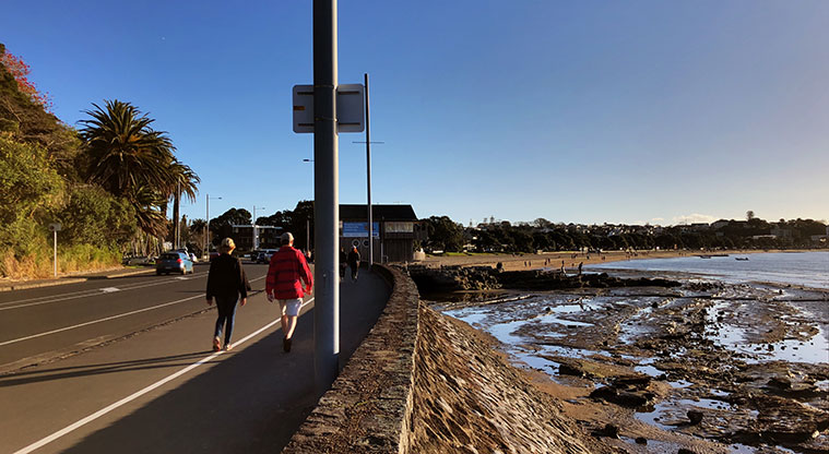St Heliers to Mission Bay Path – Path heading towards Kohimarama Beach.