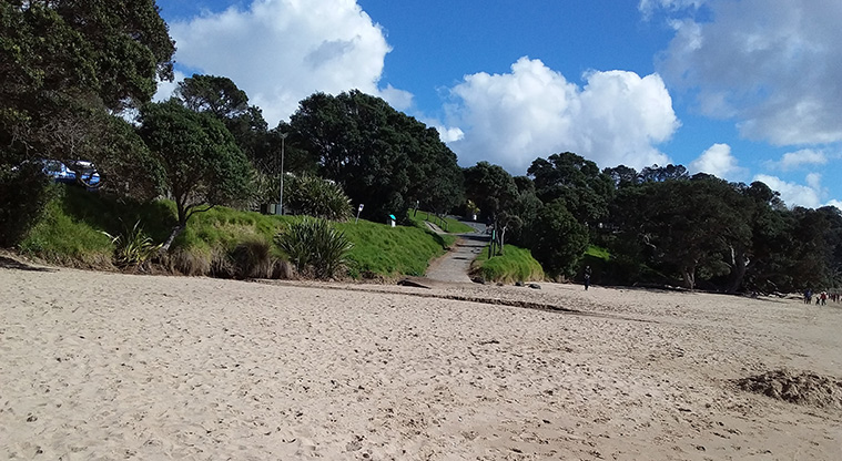 Stanmore Bay Beach Path - Access from Cooper Road car park.