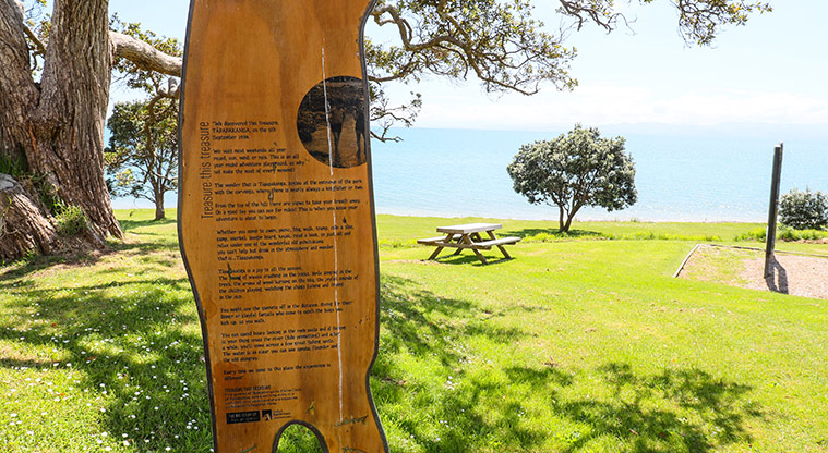 Tāpapakanga Historic Path - Interpretation signage.