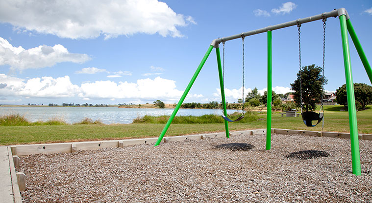 Wattle Downs South Path - Places to sit while kids use the playground