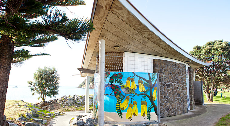 Whangaparāoa Path - Artwork on Stanmore Bay toilet. Artist: Anna Evans. Photo credit: Luke Harvey.